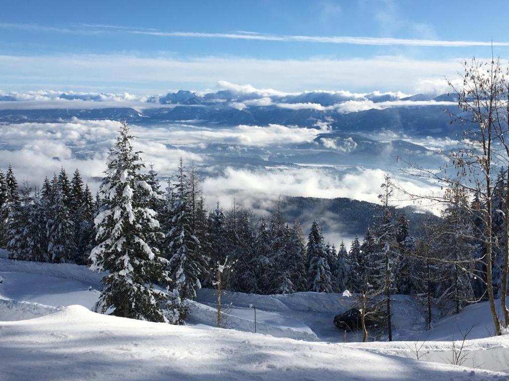 Familienapartment Sonne Und Schnee Kanzelhohe Екстер'єр фото